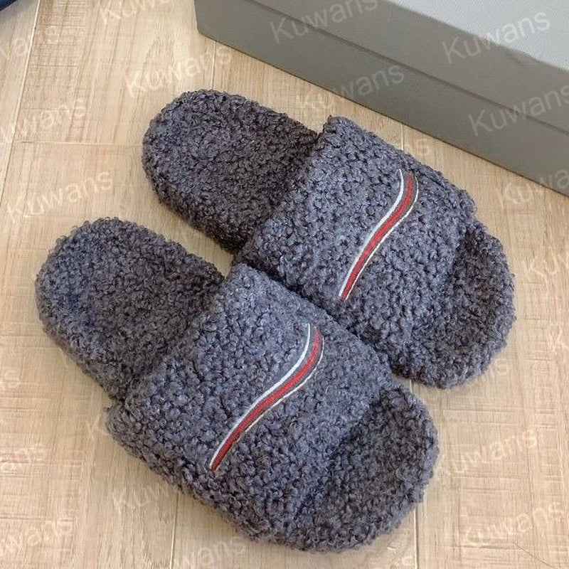 Women Fur Slides Furry Slippers Designer Mules Fall Winter Homewear Slide Men Footwear Paris Luxury Comfortable Fuzzy Flip Flop Fluffy Wool